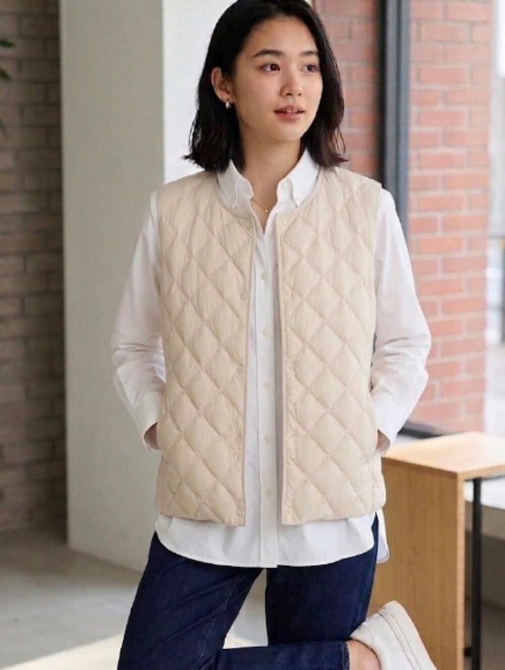 Uniqlo Quilted Sleeveless Vest in Off-White